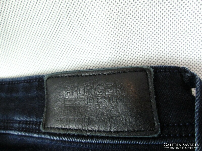 Original tommy hilfiger mid rise boot sandy (w26 / l30) women's stretch jeans