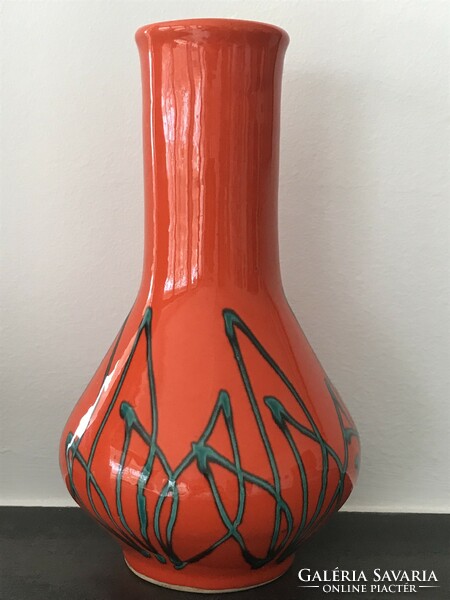 Retro kerámia váza narancs színű alapon zöld mintàval, 26 cm