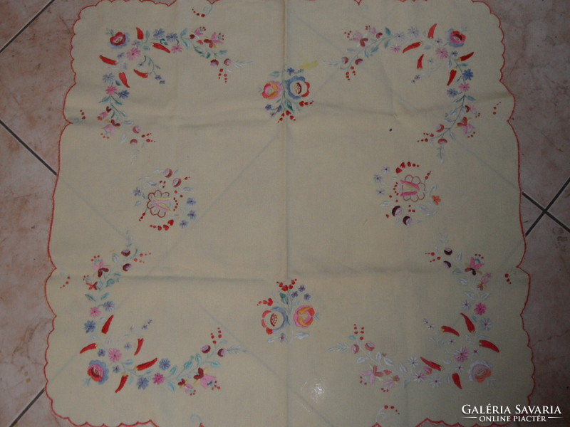 Hand-embroidered old tablecloths, shelf strips for creative purposes (12 pcs.)