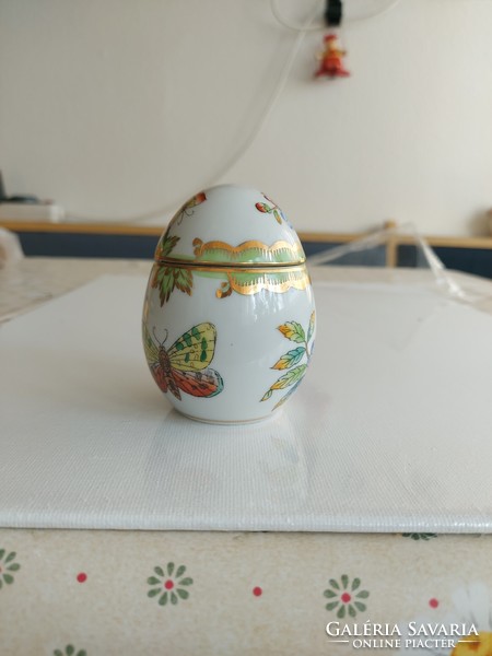 Herendi porcelán tojás alakú ékszertartó viktória mintás dekorral