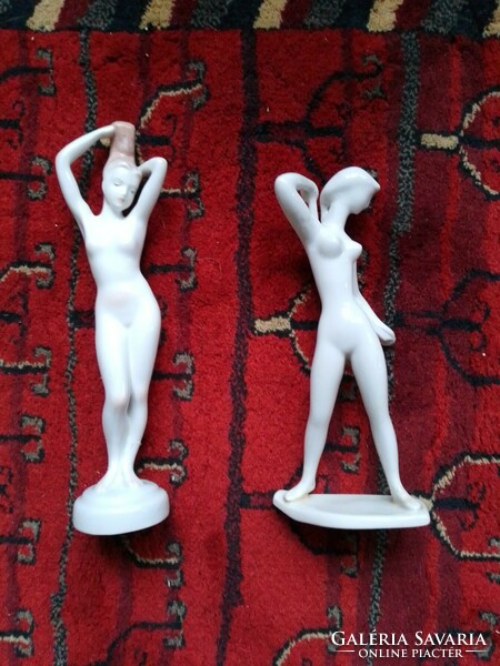 Két fehér női akt porcelán figura, Aquincum és Drasche, sérült