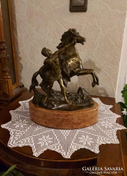 Antique fabulous bronze equestrian statue signed Cluj!