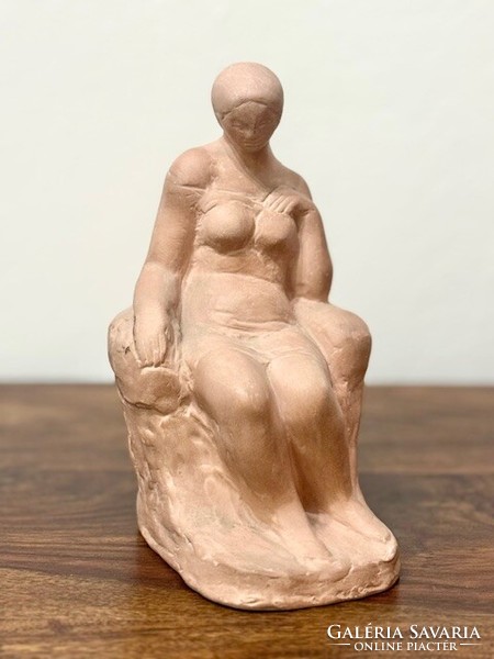 Ceramic sculpture - seated woman no.I. With signal
