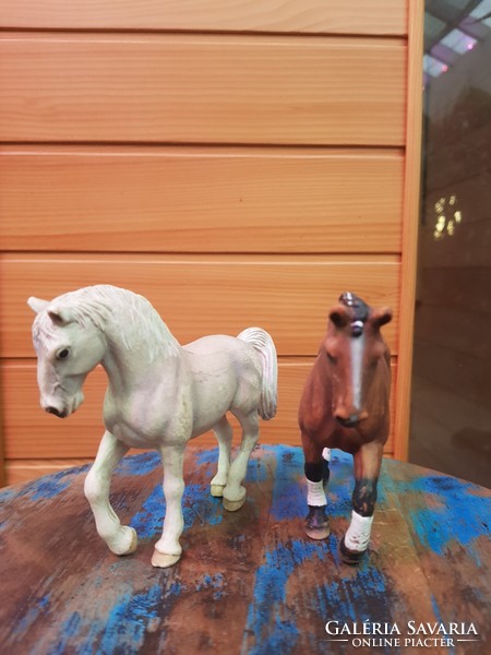 Schleich horse figure 2 together