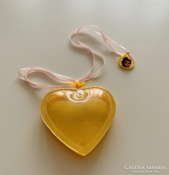 Original disney princess princesses belle heart pendant necklace 8 cm princess heart can be opened crown