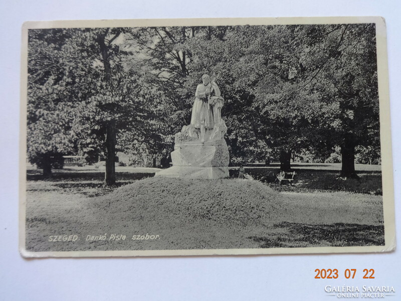 Old postcard: Szeged, Dankó Pista statue (1934)