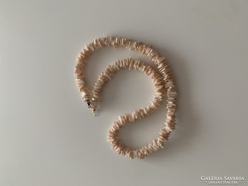 Lazac korall színű kagyló nyaklánc szál hiányzik a kapocs