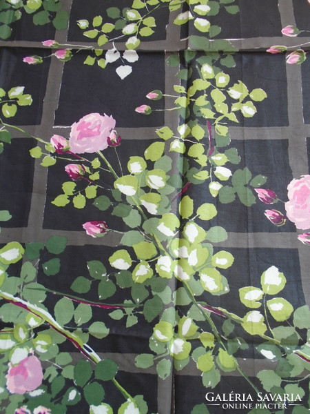 Pink, leafy new beautiful French cotton material 90 x 130 cm.