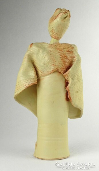 1Q750 flawless marked veiled ceramic woman figurine 30 cm