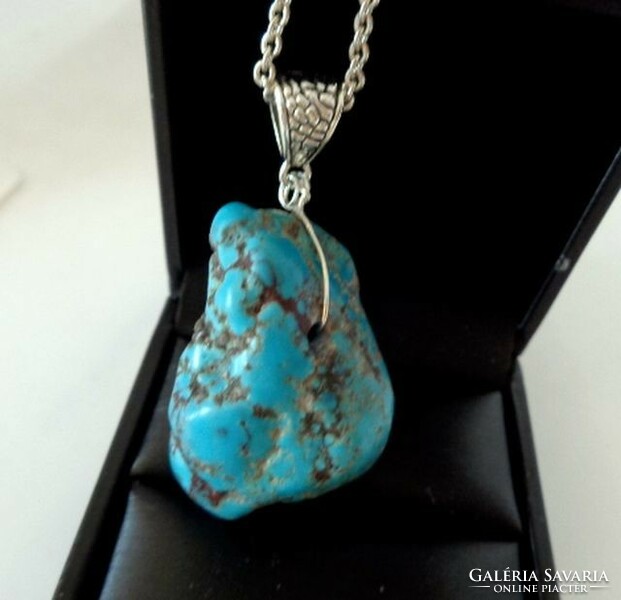 Turquoise natural mineral drilled pendant and chain
