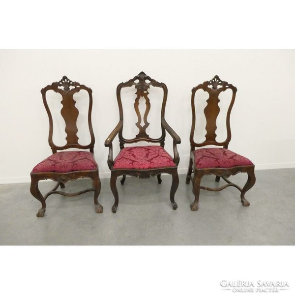 Chippendale karosszék, kettő pár székkel