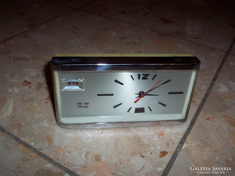 Old made in china table clock