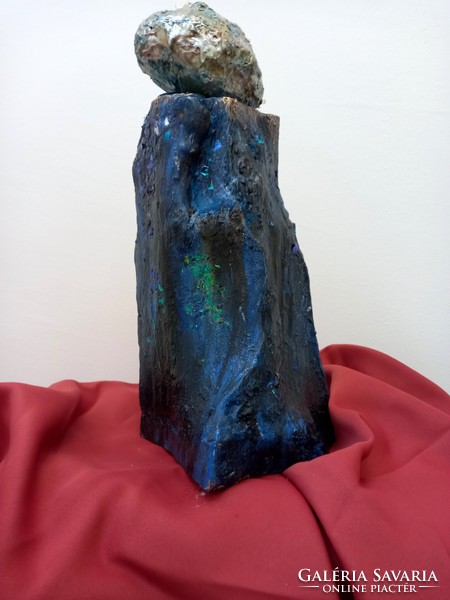 Meteor. Különleges szobor, Prima díjas alkotótól. 34x13 cm, eozinmázas mű..Tanúsítvány, számla van.
