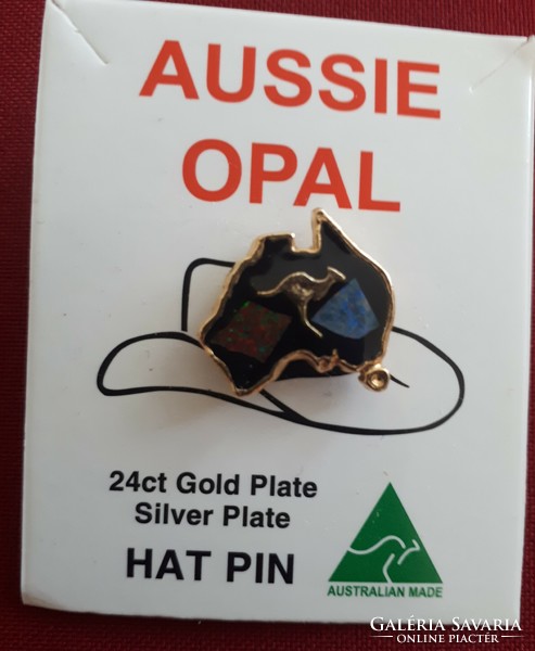 Hat pin decorated with Australian opal
