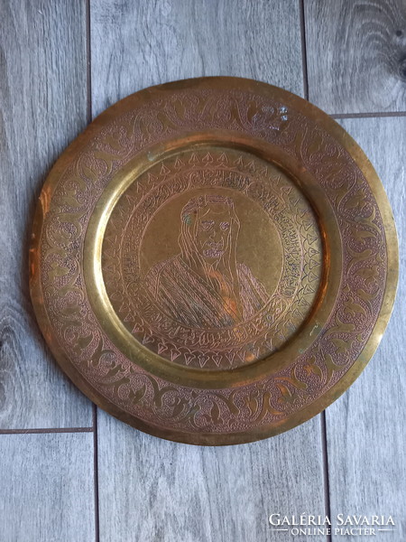 Érdekes régi arab réz fali tányér (24,8 cm)
