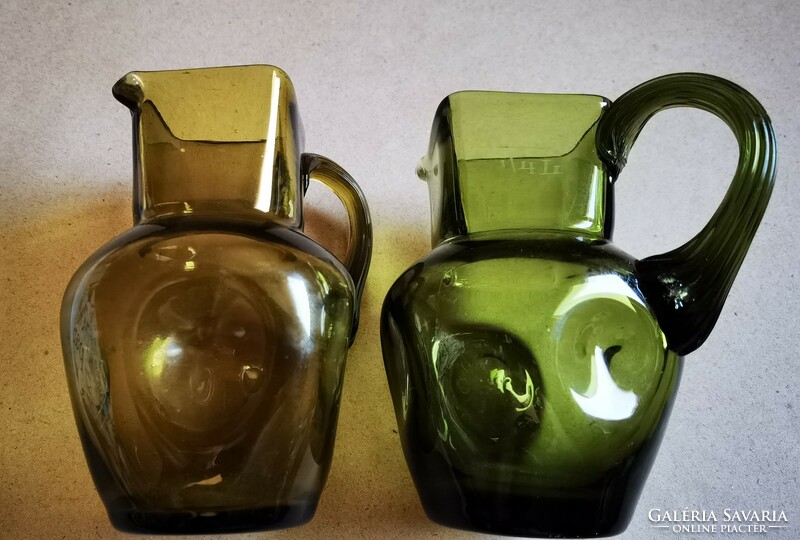 Zöld hutaüvegek párban
