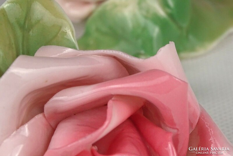 1Q463 Régi sérült ENS porcelán rózsa 2 darab