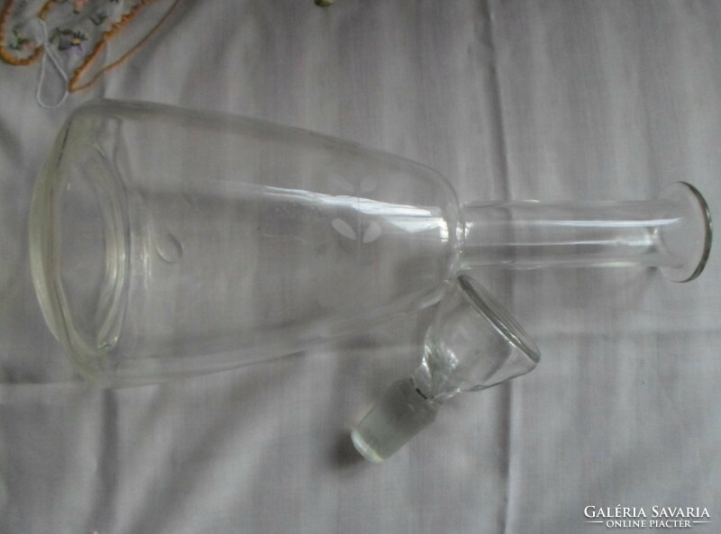 Retro / vintage glass wine bottle with stopper (glass bottle, glass stopper)