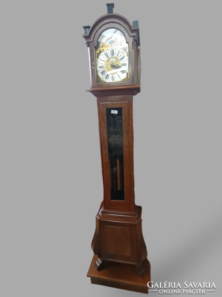 Neobaroque pedestal clock - 45
