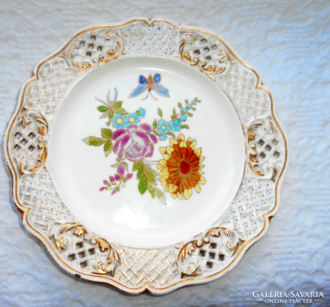 Antique waechtersbach porcelain faience plate with openwork rim, 1800s