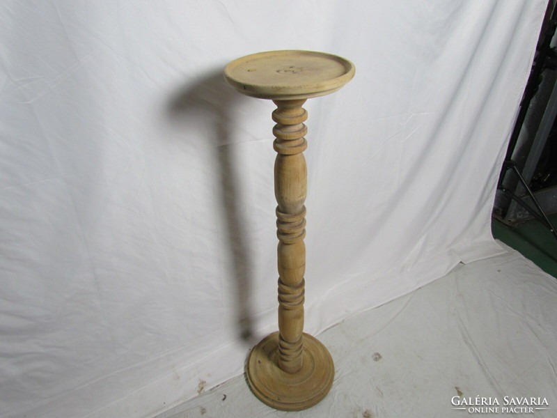 Antique flower stand (polished)