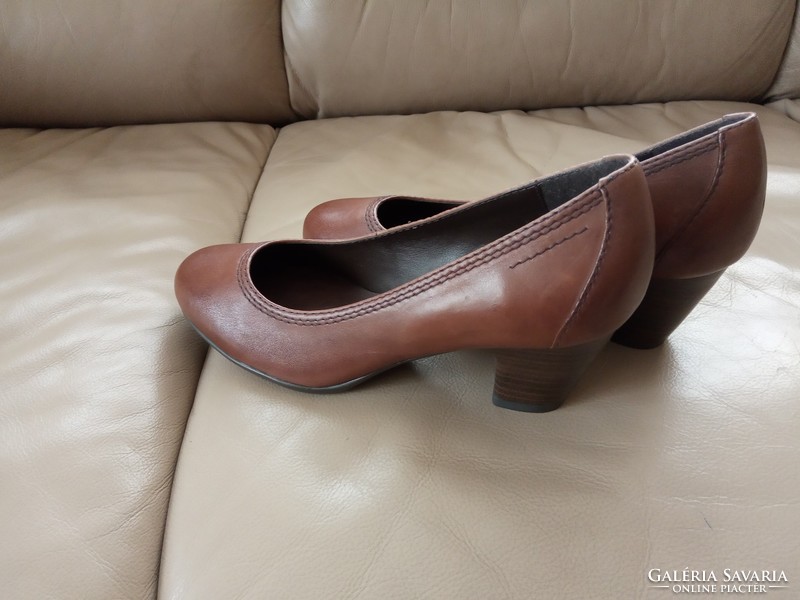 Women's leather shoes new 5th avenue leather shoes size 37 new, never worn