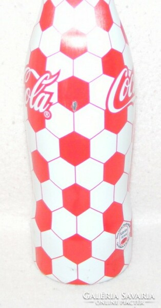 Coca-cola bottle, aluminum bottle
