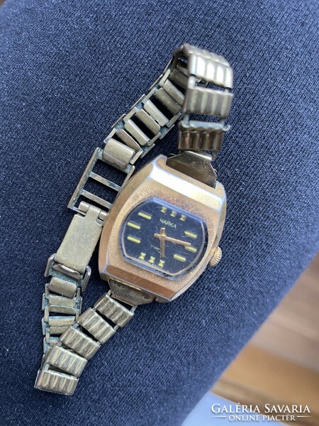 Winners!! Chajka women's gold-plated watch with original buckle strap