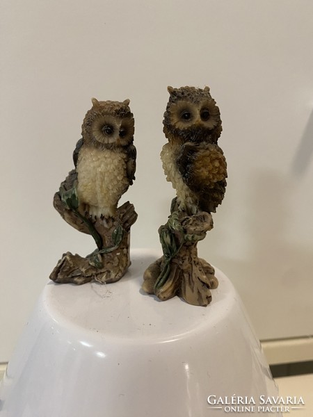 2 6 cm owl figure ornaments (pieces of an old collection)