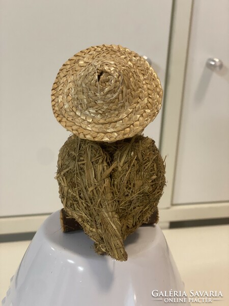 Bagoly-gyűjteményből   Régi szalmakalapos bagoly figura természetes anyagokból készült 12 cm