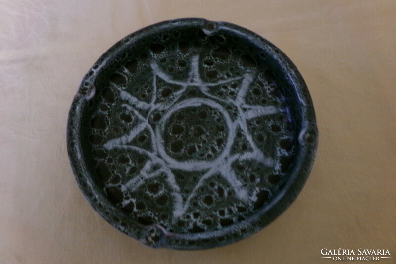 Ceramic ashtray 17.5x3.5