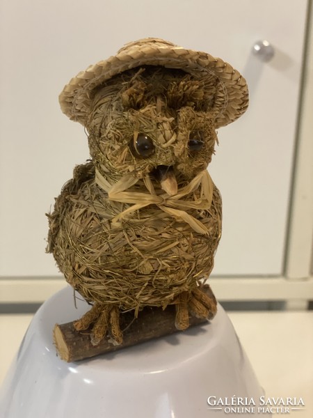 Bagoly-gyűjteményből   Régi szalmakalapos bagoly figura természetes anyagokból készült 12 cm