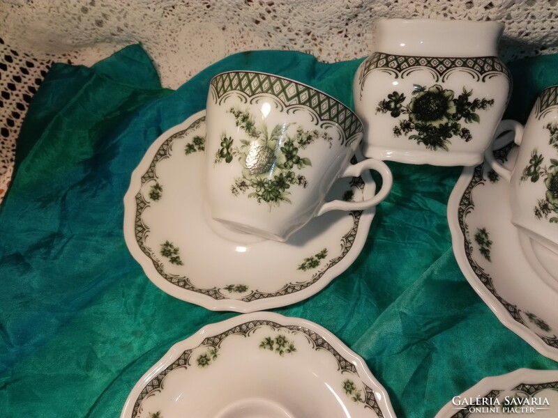 Beautiful porcelain breakfast table for one person....7 pcs. Bavaria.