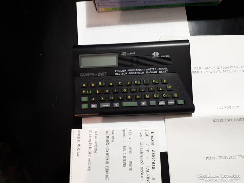 Gyűjtőknek! RomTech Compu Dict elektronikus szótárgép