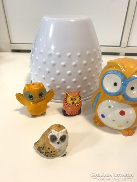 4 yellow ceramic owl figurines (the big bush) are new from the owl collection