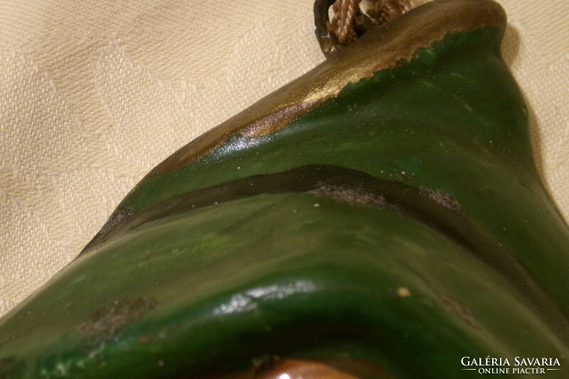 Terracotta art deco pan peter 16x12cm
