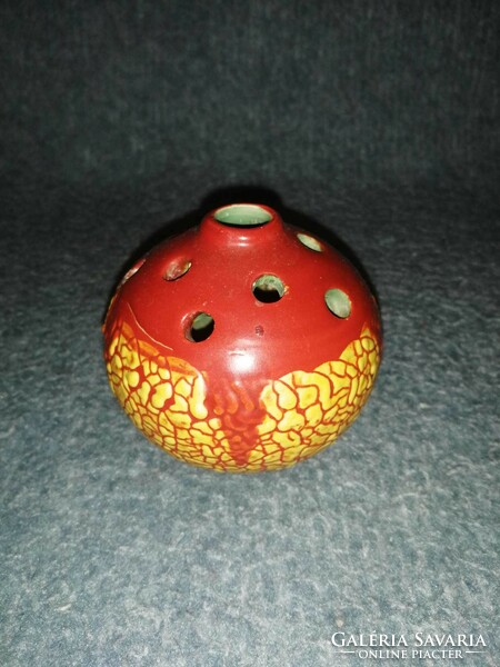 Retro craftsman ceramic ikebana vase, 8 cm high (a8)