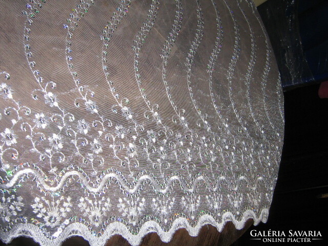 Sequined curtain embroidered in beautiful vintage snow-white material