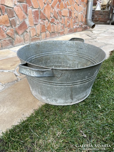 Beautiful tin galvanized bowl, 2-handled tub, vase for flowers, village rustic decoration