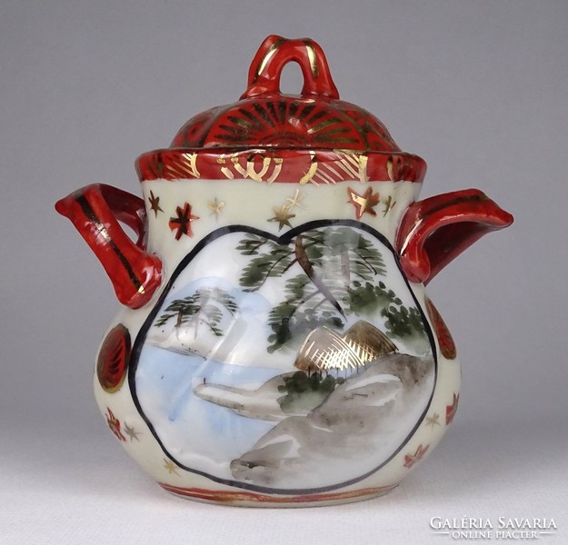 1Q469 old Japanese emperor decorative and landscape porcelain container with lid 13 cm