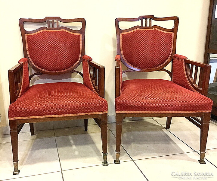 A pair of Art Nouveau armchairs, early 1900s