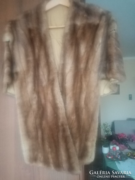 Mink cape / pelerin / brought from Italy in beautiful condition