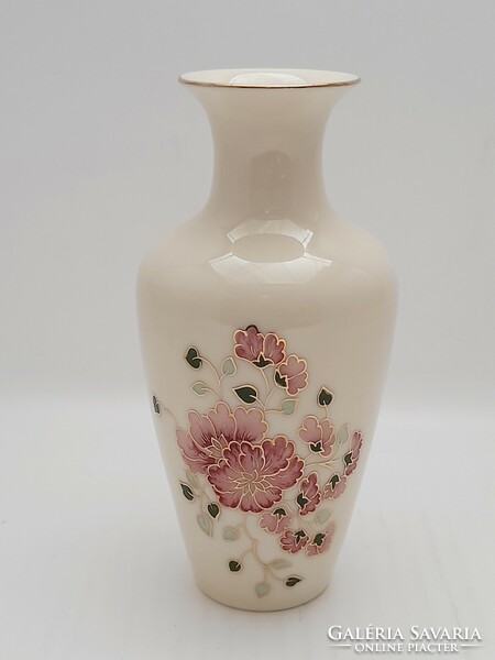 Zsolnay flower pattern vase, 16.5 cm