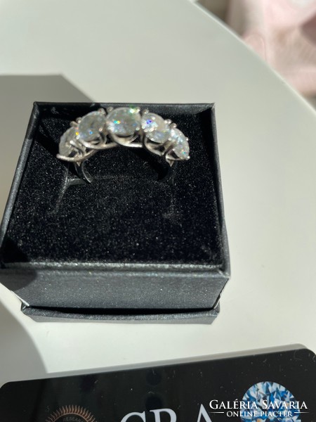 Új! Gyönyörű csillogó moissanite gyémánt gyűrű 8-as