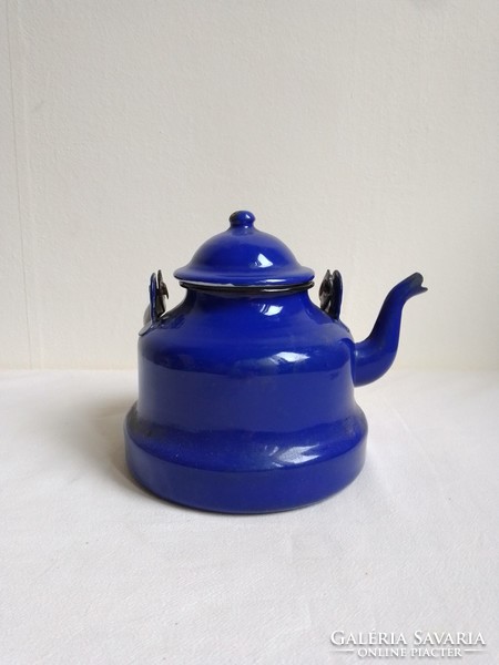 Régi szép kobalt király kék zománcos fém teáskanna kiöntő dekoráció nosztalgia falusi konyhai eszköz