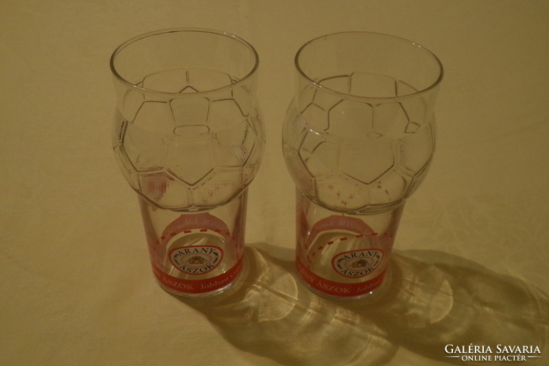 Glass jug soccer ball golden aces 16x9cm 0.5l