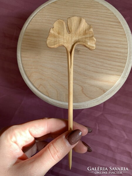 Ginkgo leaf pattern hairpin, hair ornament carved from maple wood