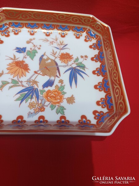 Kaiser, Ming porcelán tálka