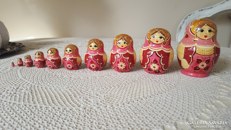 Rare 10-piece matryoshka doll