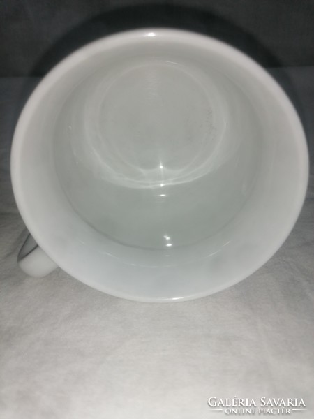 Zsolnay porcelán bögre